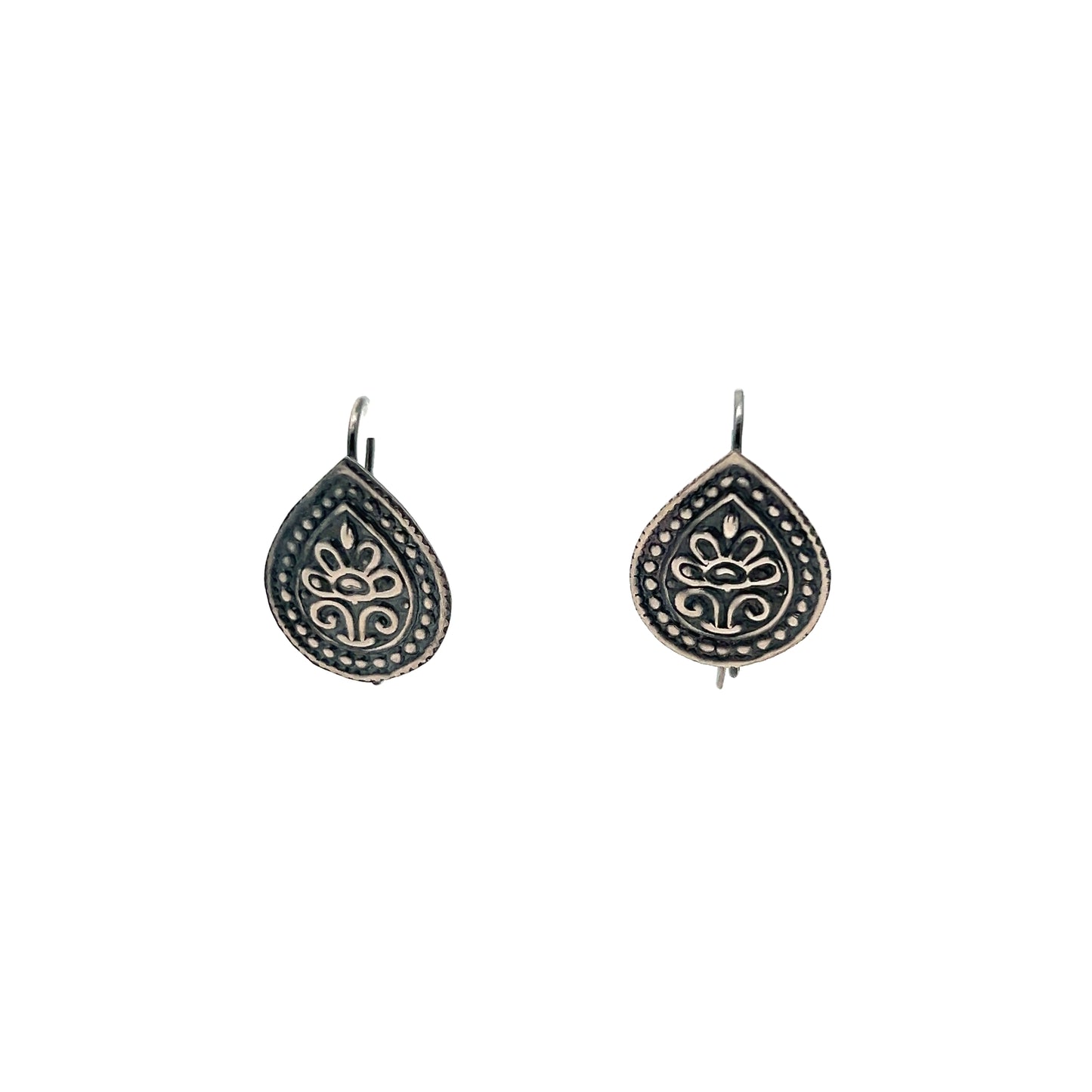 Antique Leaf Silver Earring